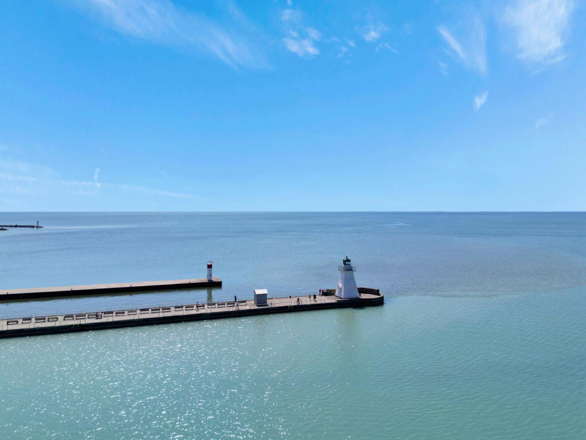 Luxe Lodges on Lake Erie Port Dover Buitenkant foto