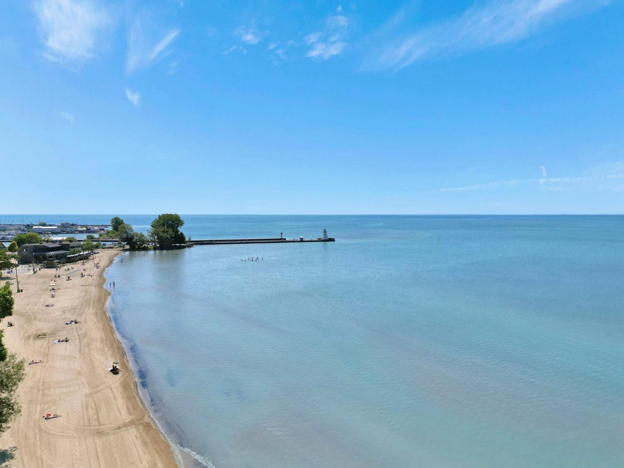 Luxe Lodges on Lake Erie Port Dover Buitenkant foto
